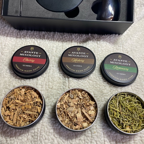 Avente Mixology Premium Smoker Cocktail Kit - Picture 5 of 11